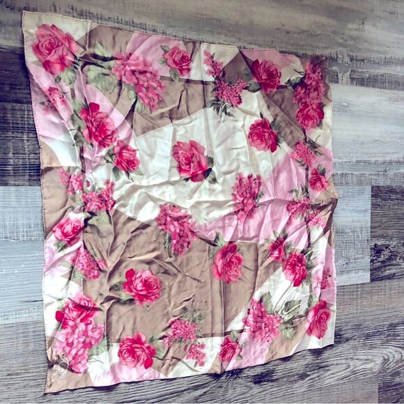Oscar de la renta silk rose floral print scarf